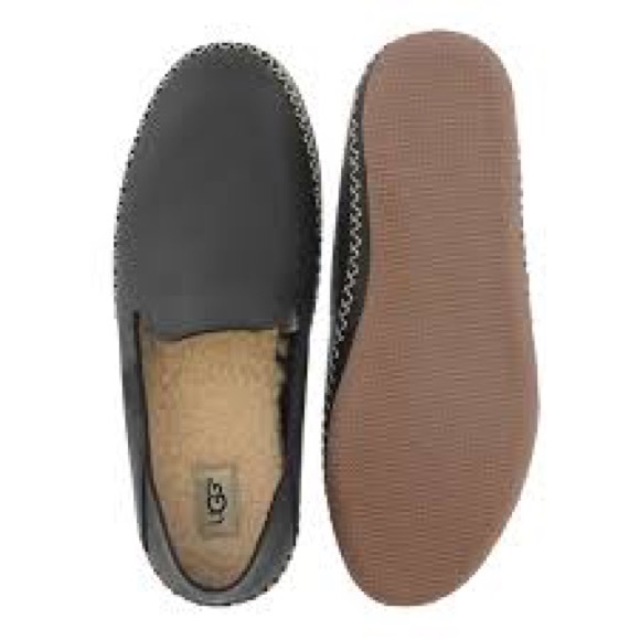 ugg elodie flat black